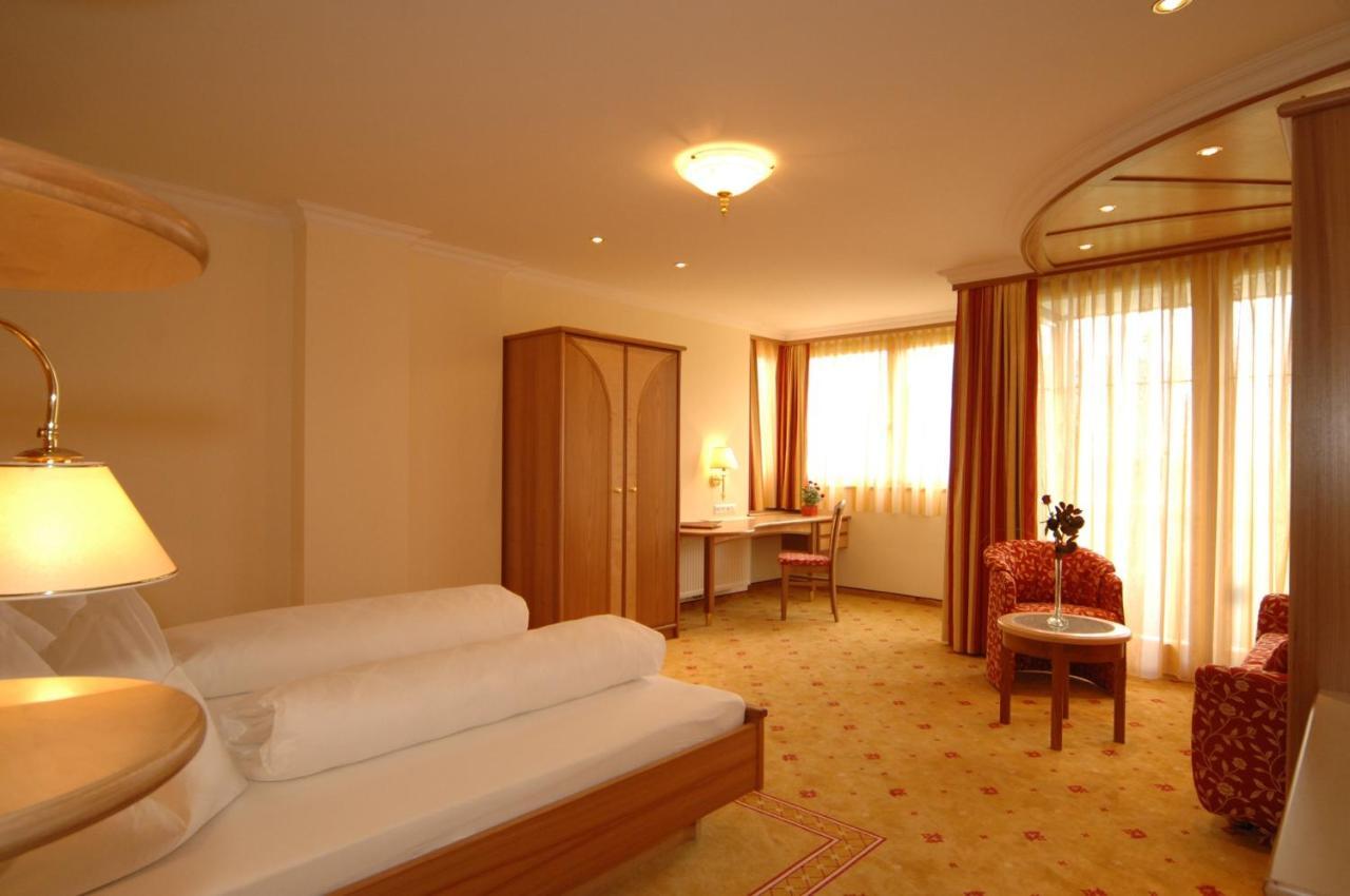 Hotel Neuwirt Ramsau am Dachstein Phòng bức ảnh